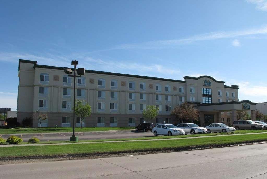 Hotel La Quinta By Wyndham Omaha Airport Downtown Carter Lake Esterno foto