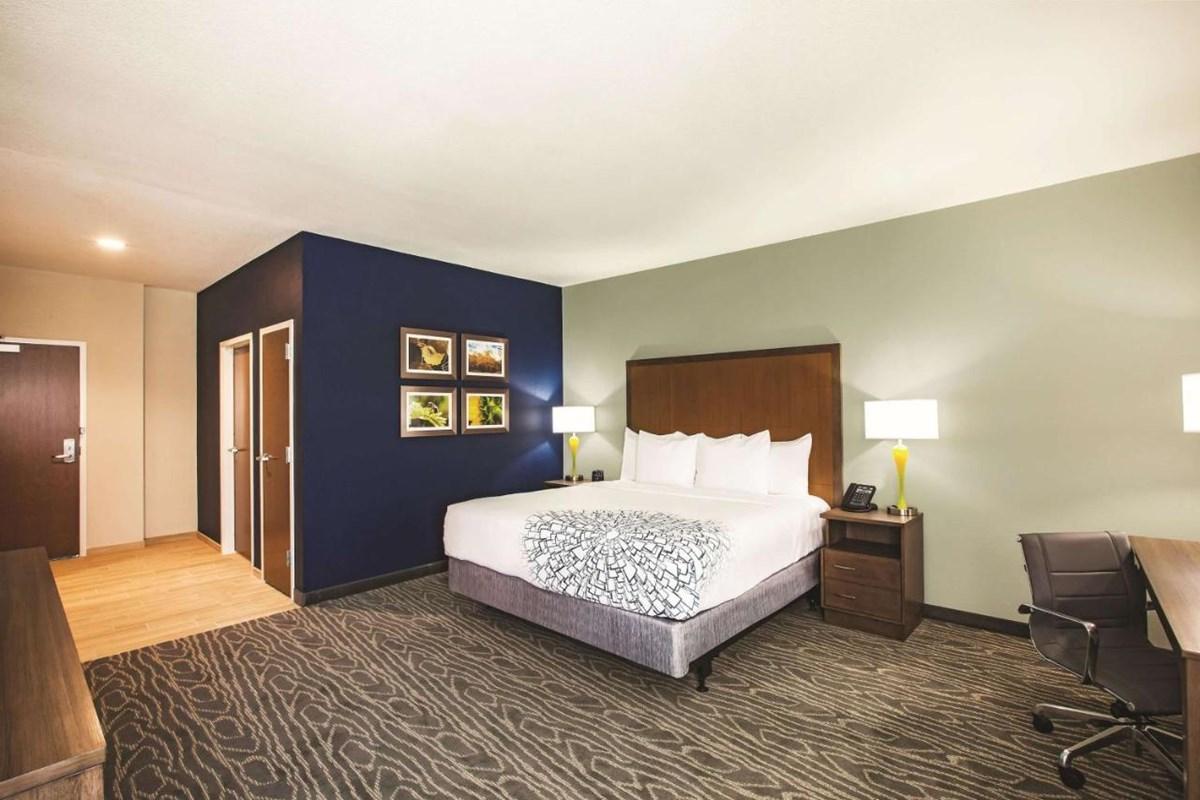 Hotel La Quinta By Wyndham Omaha Airport Downtown Carter Lake Esterno foto