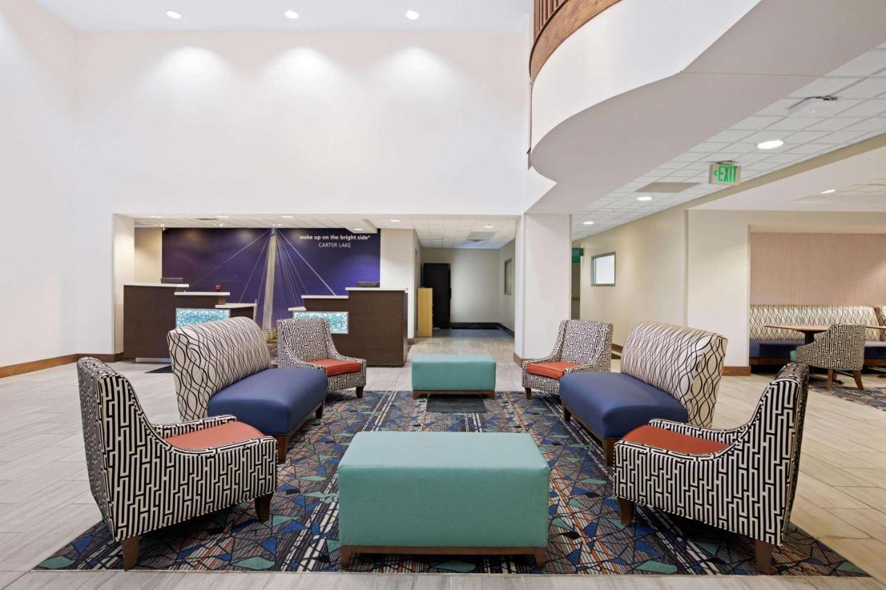 Hotel La Quinta By Wyndham Omaha Airport Downtown Carter Lake Esterno foto