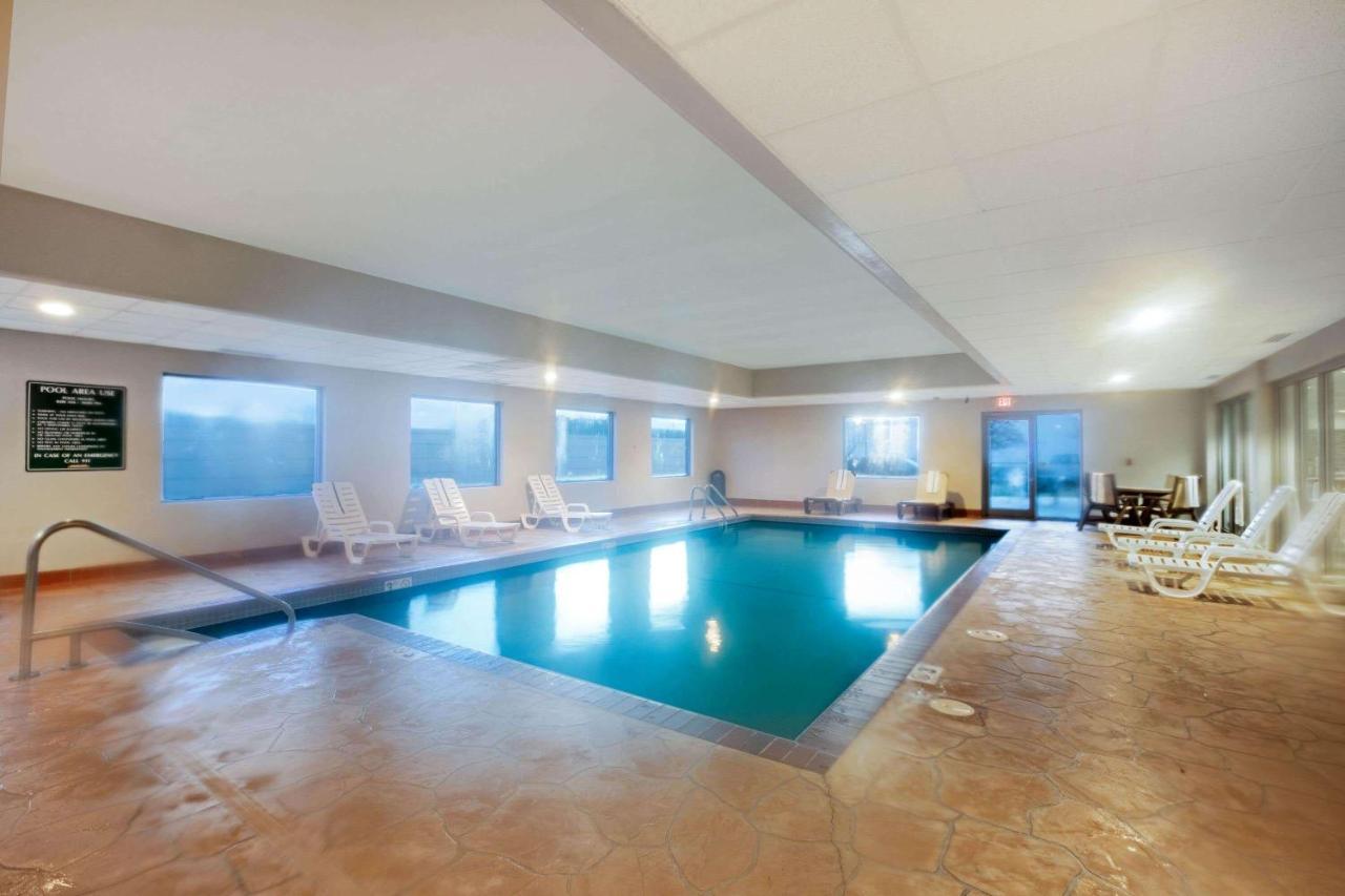 Hotel La Quinta By Wyndham Omaha Airport Downtown Carter Lake Esterno foto